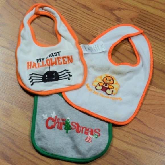 My First Halloween Bib - Picture 2 of 2
